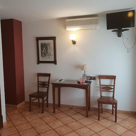 Hospederia Ana Pilar Hotel Porcuna Buitenkant foto